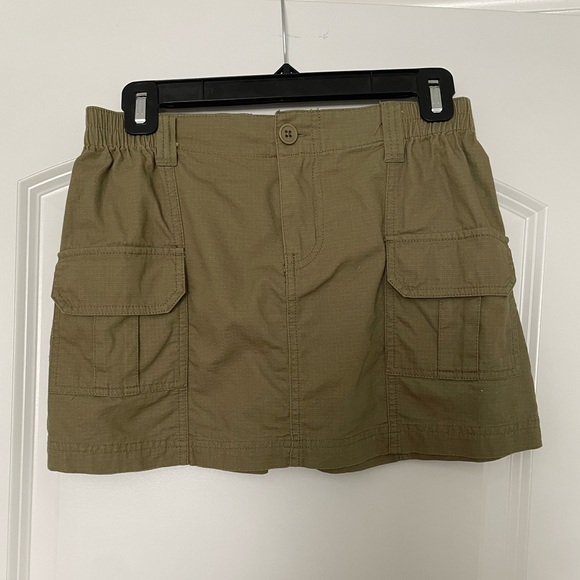 Altar’d State Green Mini Skirt - Picture 1 of 6